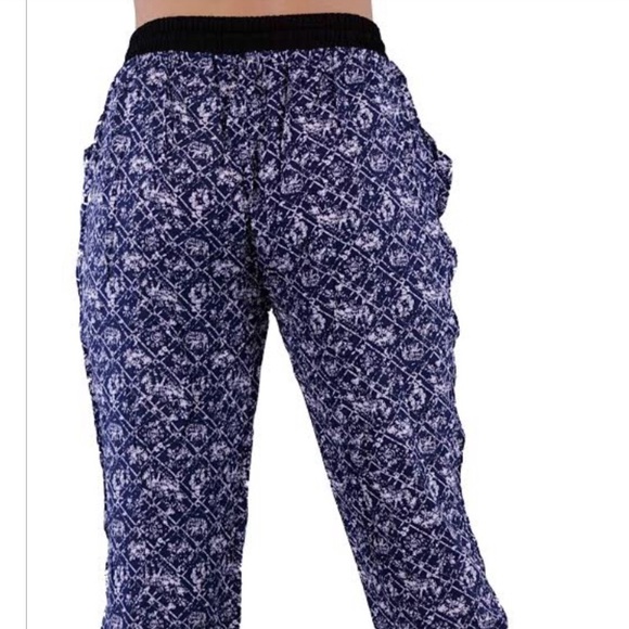 Causal light weight joggers 06 - Picture 2 of 5